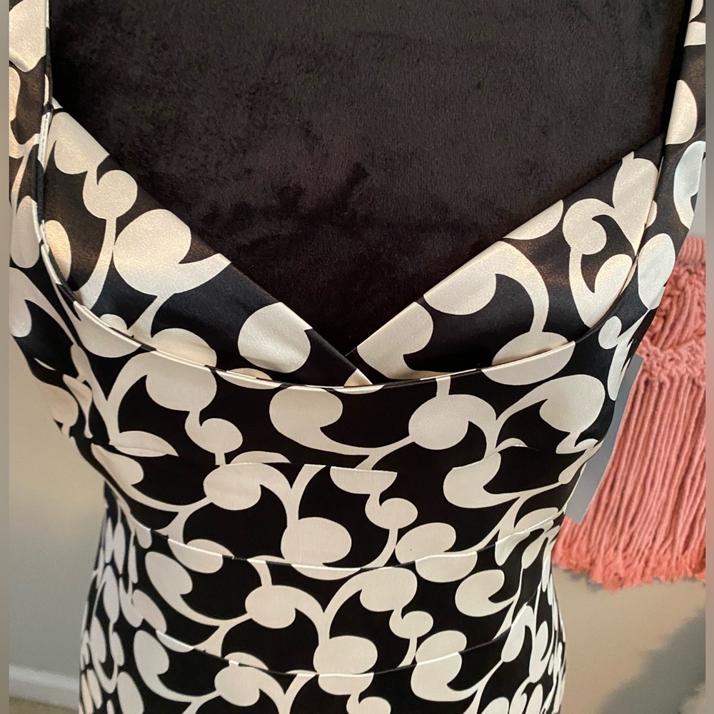 London Times Black/White Cocktail Dress - Picture 4 of 9